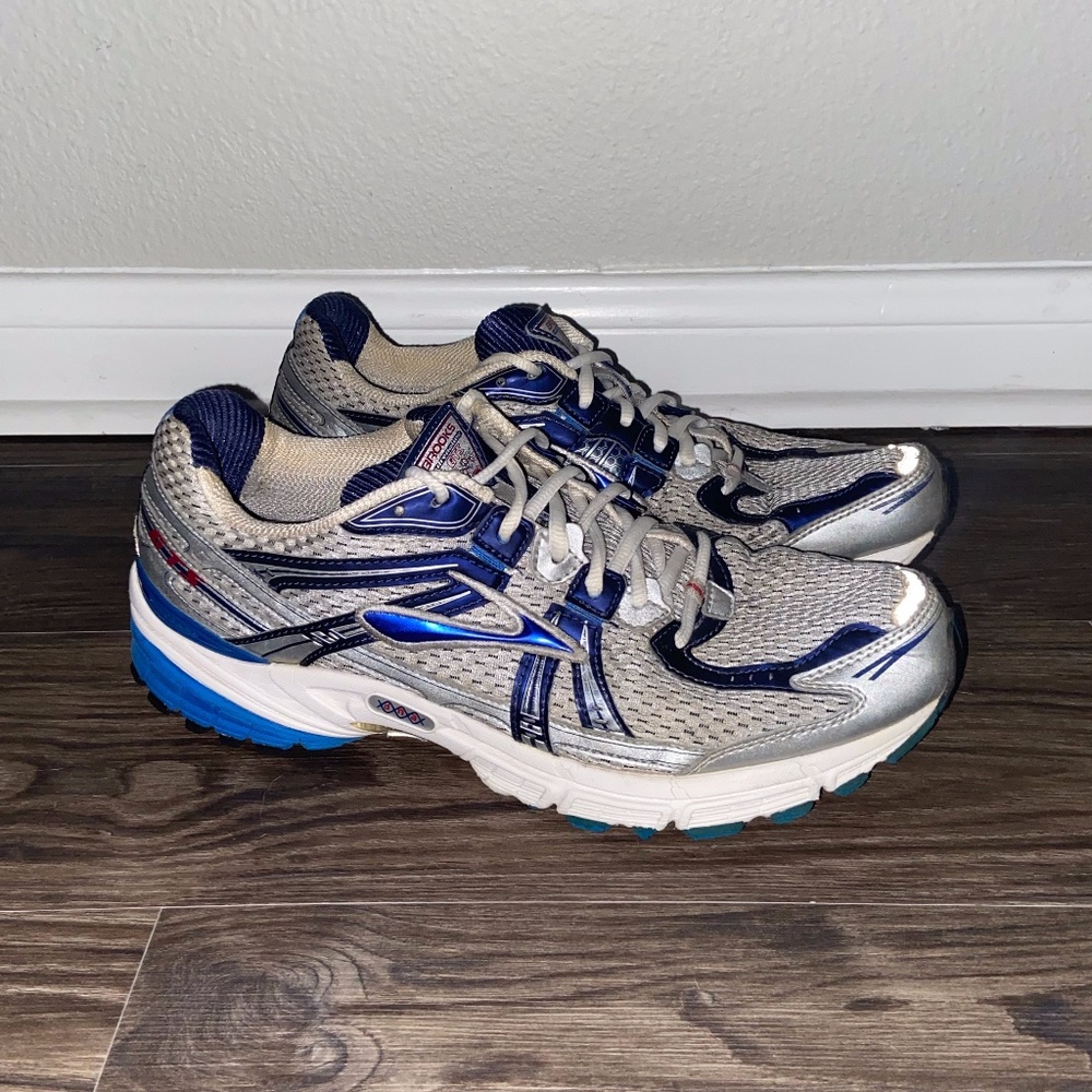 Brooks Adrenaline GTS 11 Mens size 11